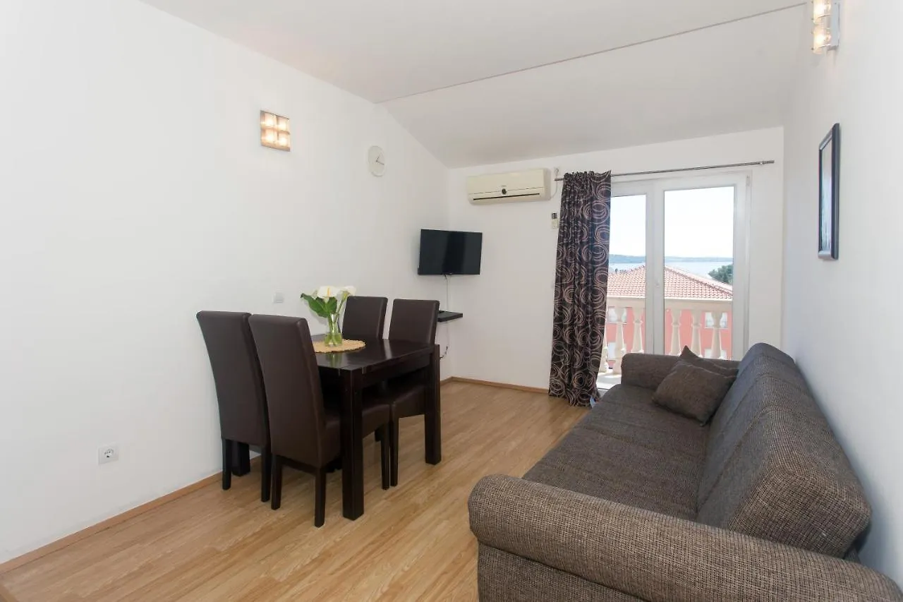 Angolo Apartments Kastela