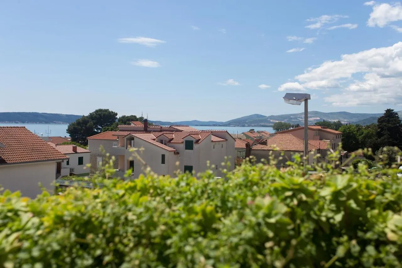 Angolo Apartments Kastela