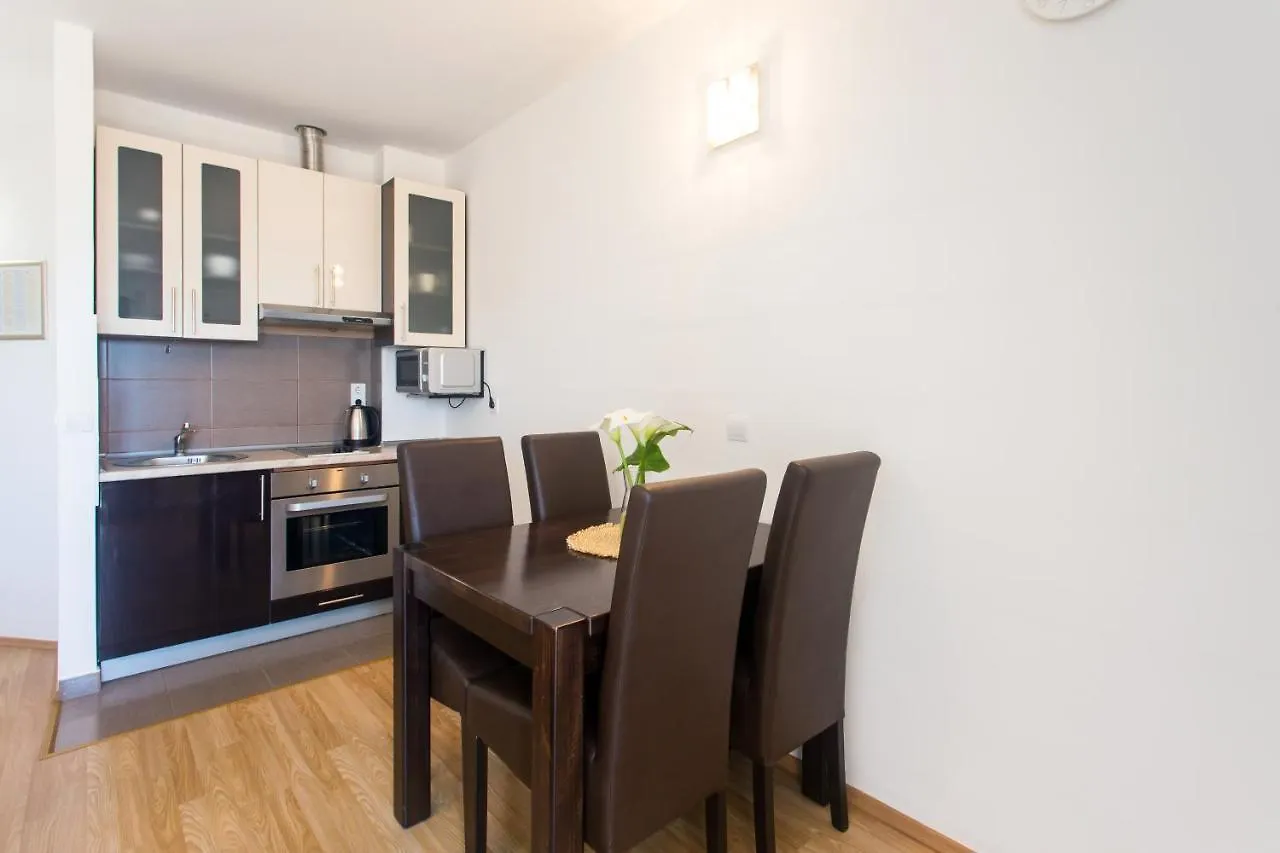 Angolo Apartments Kastela 0*,