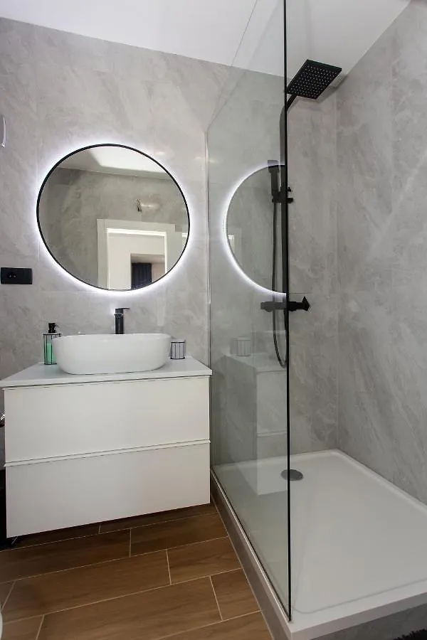 Angolo Apartments Kastela 0*,  Croatia